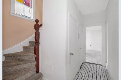 19 Mills St, Malden, MA 02148 - Photo 3