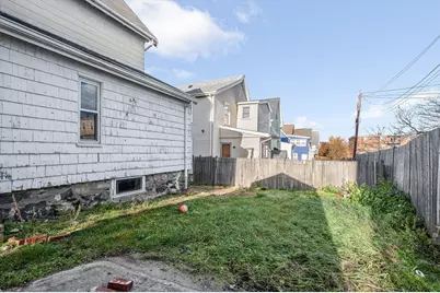 19 Mills St, Malden, MA 02148 - Photo 27