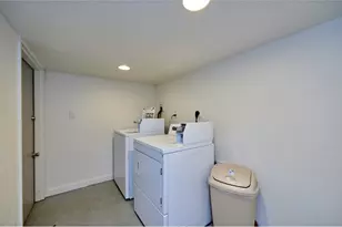 12 Humboldt Pl, Boston, MA 02127 - Photo 9