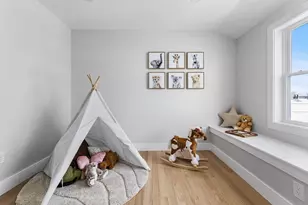 124 Woodruff Ave, Medford, MA 02155 - Photo 17