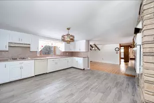 23 Traders Ln, Yarmouth, MA 02673 - Photo 5