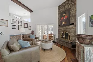 1409 Monument St, Concord, MA 01742 - Photo 9