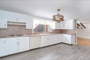 23 Traders Ln, Yarmouth, MA 02673 - Photo 7