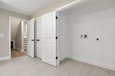 24 Bronson St, Fall River, MA 02721 - Photo 13