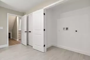 24 Bronson St, Fall River, MA 02721 - Photo 13