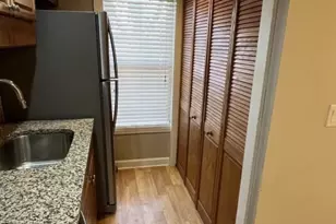 35 Hodges St, Mansfield, MA 02048 - Photo 7