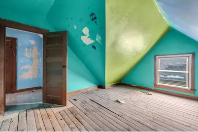 393 Saint James Avenue, Springfield, MA 01109 - Photo 27