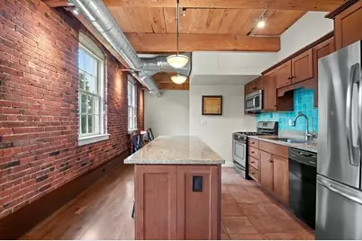 25 Cedar St #12, Amesbury, MA 01913 - Photo 7