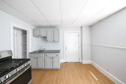 10 Sycamore #2, Worcester, MA 01608 - Photo 7