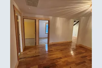 36 Washington St, Greenfield, MA 01301 - Photo 3