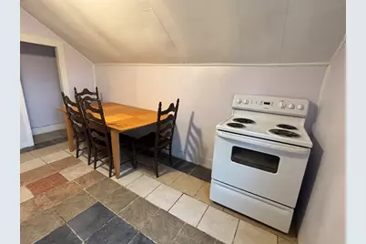 36 Washington St, Greenfield, MA 01301 - Photo 7