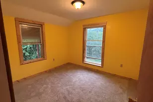 36 Washington St, Greenfield, MA 01301 - Photo 11