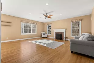 46 Mikayla Ann Dr, Rehoboth, MA 02769 - Photo 7