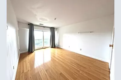 133 Commander Shea Blvd #502, Quincy, MA 02171 - Photo 3