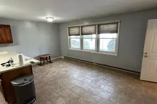 3 Hinman St, Sturbridge, MA 01518 - Photo 3