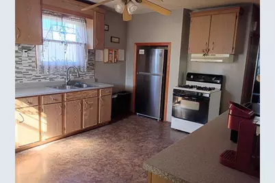 12 Sears St, New Bedford, MA 02740 - Photo 3