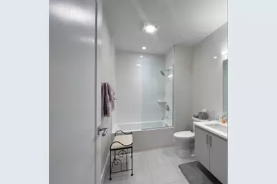 434 McGrath Highway #414, Somerville, MA 02143 - Photo 5