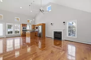 18 Winterberry Ln, Hanover, MA 02339 - Photo 11