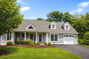 18 Winterberry Ln, Hanover, MA 02339 - Photo 1