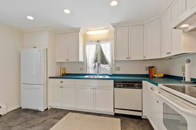 141 Chestnut Cir #141, Lincoln, MA 01773 - Photo 15