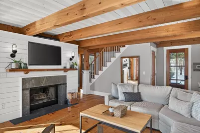 19 Whitecaps Dr, Falmouth, MA 02536 - Photo 5