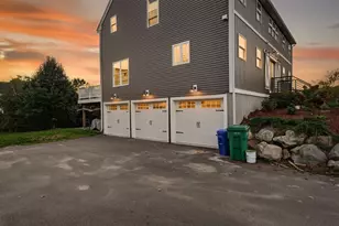 124 Tiffany St, Attleboro, MA 02703 - Photo 3