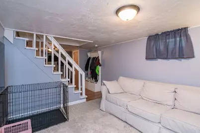 222 Plumtree Rd, Springfield, MA 01118 - Photo 17