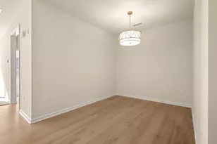 2 Stratton Dr, Woburn, MA 01801 - Photo 13