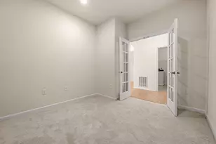 2 Stratton Dr, Woburn, MA 01801 - Photo 11