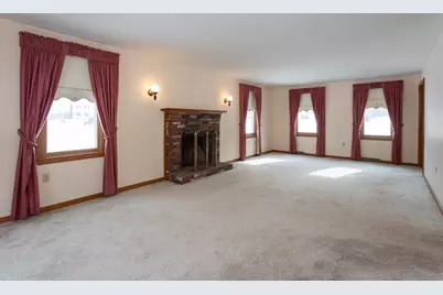 28 Bridle Path Rd, Dracut, MA 01826 - Photo 11