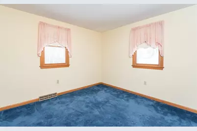 28 Bridle Path Rd, Dracut, MA 01826 - Photo 21