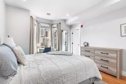 176 W Seventh #2, Boston, MA 02127 - Photo 11