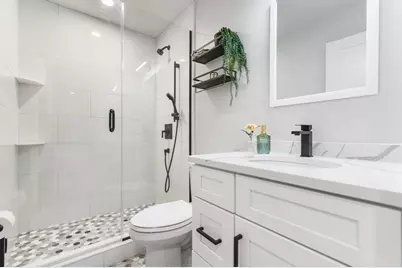 176 W Seventh #2, Boston, MA 02127 - Photo 17