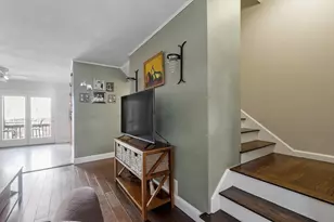 26 Farmland Rd, Lowell, MA 01850 - Photo 15