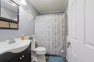 26 Farmland Rd, Lowell, MA 01850 - Photo 19