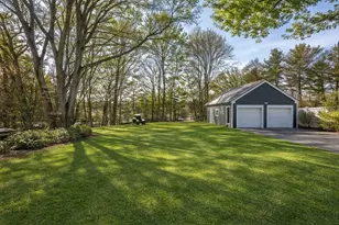 42 York St, Andover, MA 01810 - Photo 3