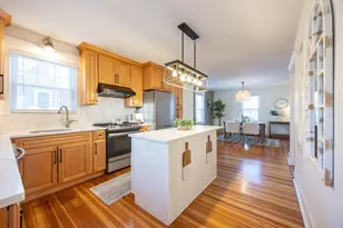 42 York St, Andover, MA 01810 - Photo 11