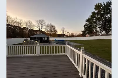 2 Hemlock St, Paxton, MA 01612 - Photo 25