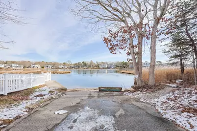 12 Canapitsit Dr, Falmouth, MA 02536 - Photo 33