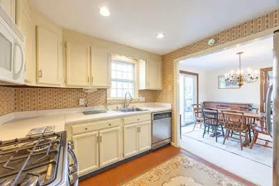 12 Canapitsit Dr, Falmouth, MA 02536 - Photo 7