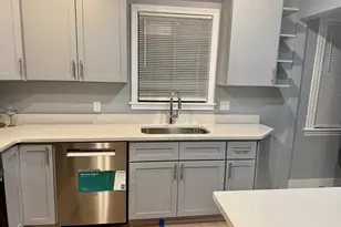 25 Larchmont, Boston, MA 02124 - Photo 3