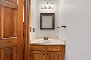 22 Old Hardwick Rd, Petersham, MA 01366 - Photo 9