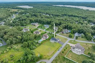 2 Magnolia Ln, Westport, MA 02790 - Photo 5