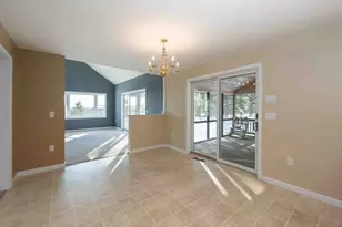 37 Summer Hill Rd, Dracut, MA 01826 - Photo 7