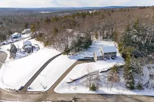 37 Summer Hill Rd, Dracut, MA 01826 - Photo 35