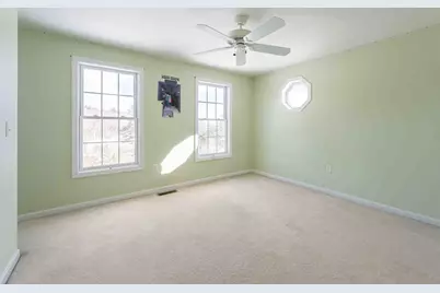 37 Summer Hill Rd, Dracut, MA 01826 - Photo 23