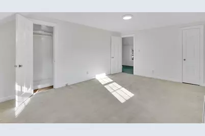 231 Dayton St, Springfield, MA 01118 - Photo 23