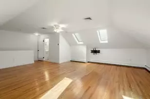 215 Ash St, Waltham, MA 02453 - Photo 15