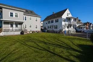 215 Ash St, Waltham, MA 02453 - Photo 17