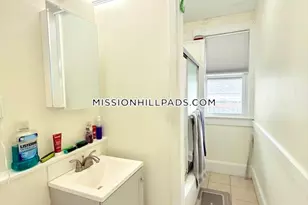 18 Lawn St, Boston, MA 02120 - Photo 7